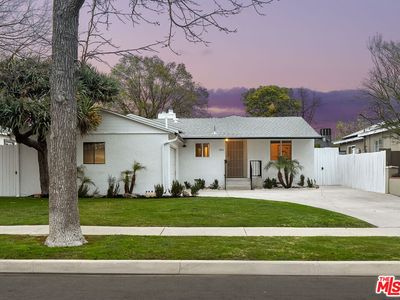 16207 Gilmore St, Van Nuys, CA, 91406