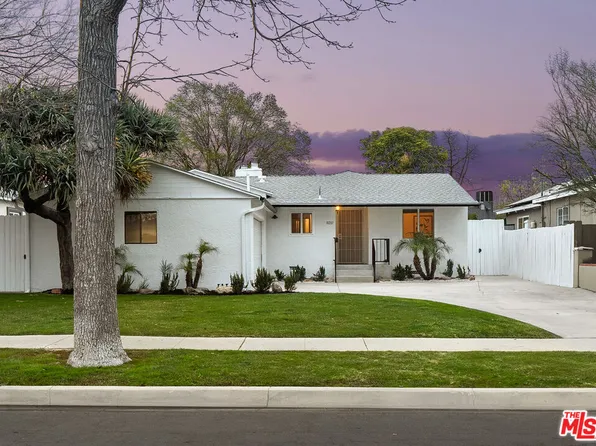 16207 Gilmore St, Van Nuys, CA 91406