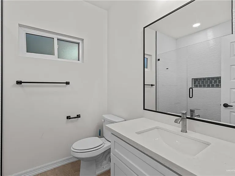 3600 Apex St — Photo 12