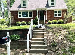 1011 Columbia Ave, Leavenworth, KS 66048