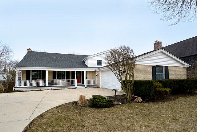 1st image of 3121 N Wilshire Ln