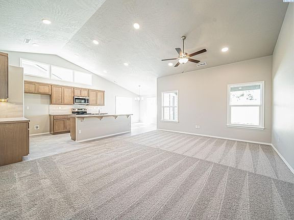 3rd image of 5405 W Ella Ct