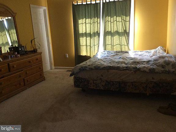 4th image of 1016 Bexhill Dr