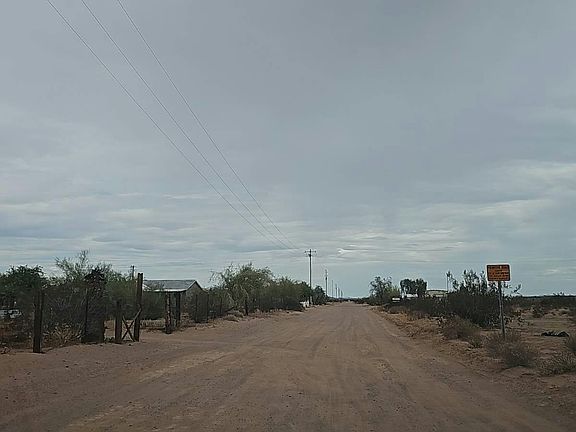 4th image of 1473 Catalina Rd
