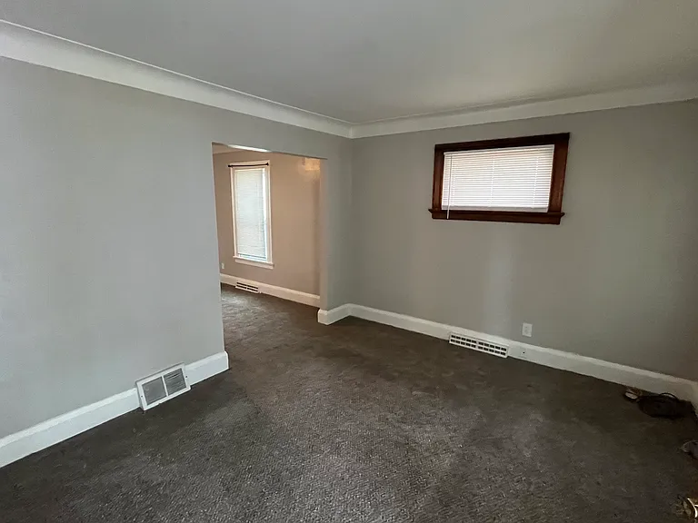 576 Bronx Dr — Photo 19