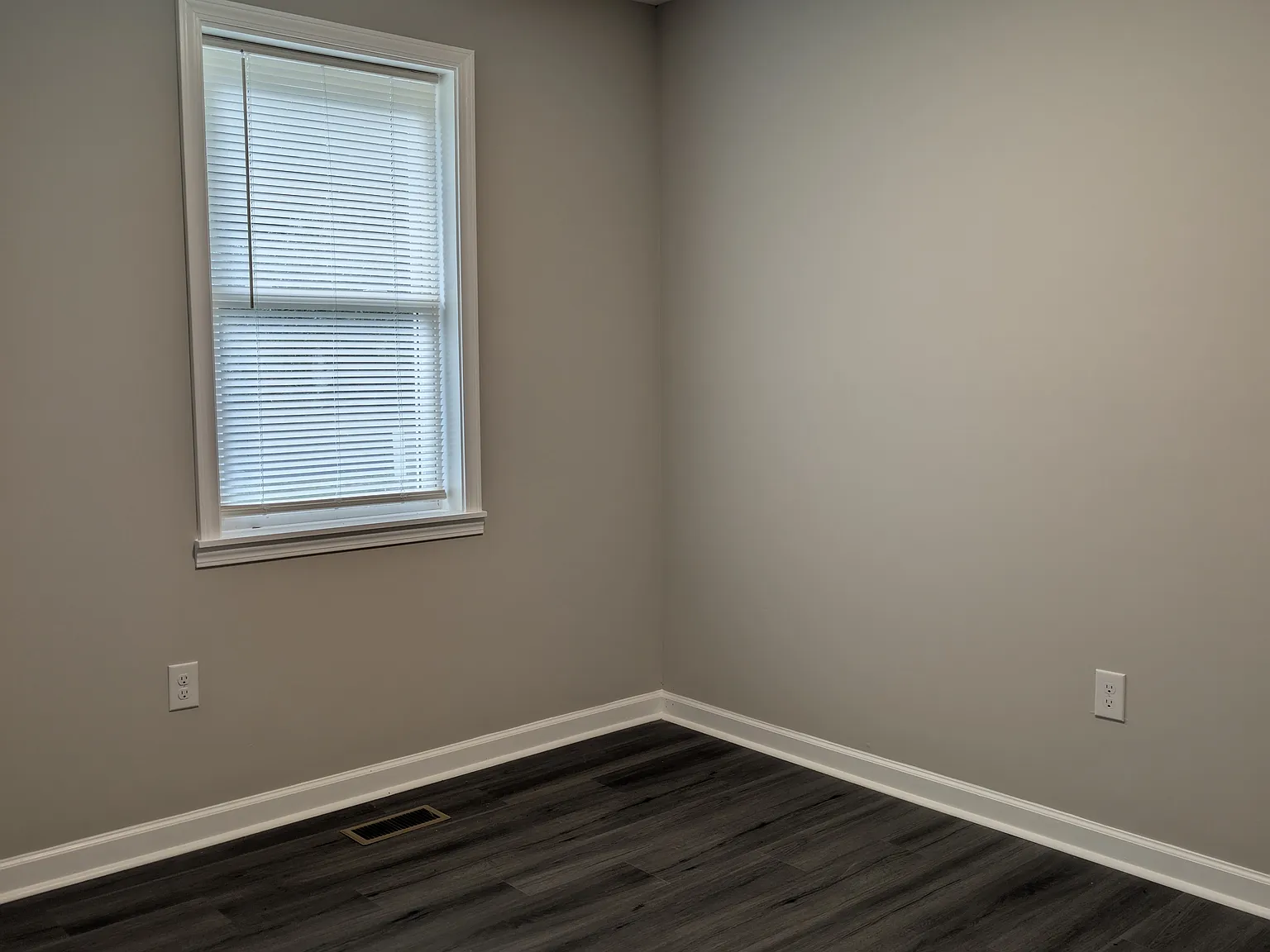 3 bed, 1496 sqft, $1,750 — Photo 4