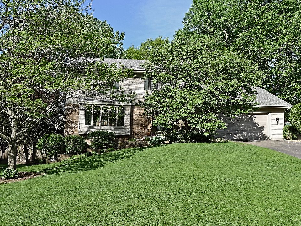 1st image of 16915 28th Ave N