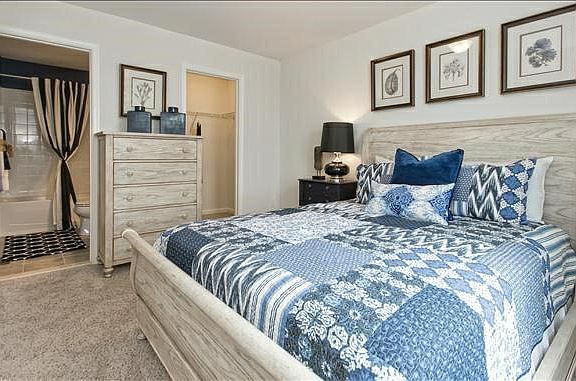 Secondary bedroom