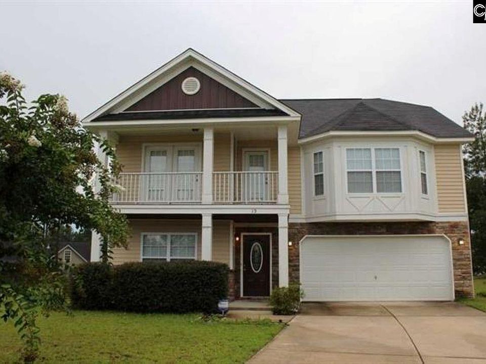 1st image of 15 Weatherfield Dr