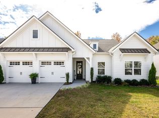 6537 Satjanon Dr, Ooltewah, TN 37363