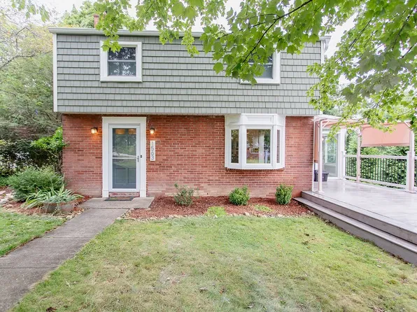 1563 Duncan Dr, Pittsburgh, PA 15237