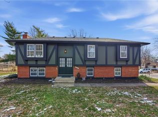 11629 Sycamore Dr, Kansas City, MO 64134