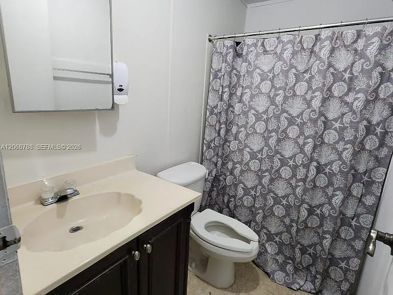 5864 Cartier Rd #H — Photo 12