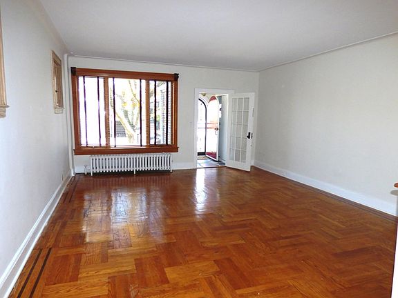 3rd image of 2068 E 35th St