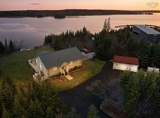 38 Bastian Point Rd, East Lawrencetown, NS B2Z 1P8