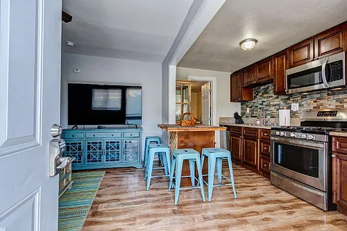 1 bed, 1.0 bath, 515 sqft, $2,700 Photo 1