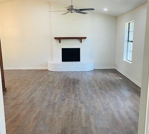 5th image of 617 Edgewood Cir