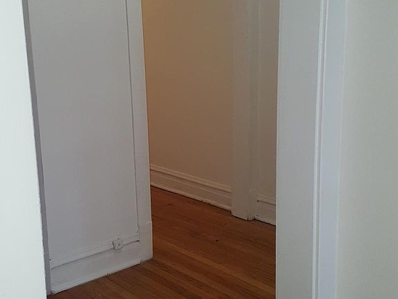 5th image of 6811 N Overhill Ave #2