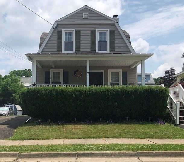 1st image of 7 Duane Ave