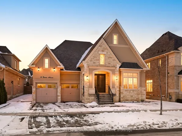 10 Larkin Ave, King, ON L7B 0N8