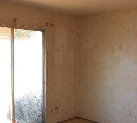 5th image of 514 Harriett Dr