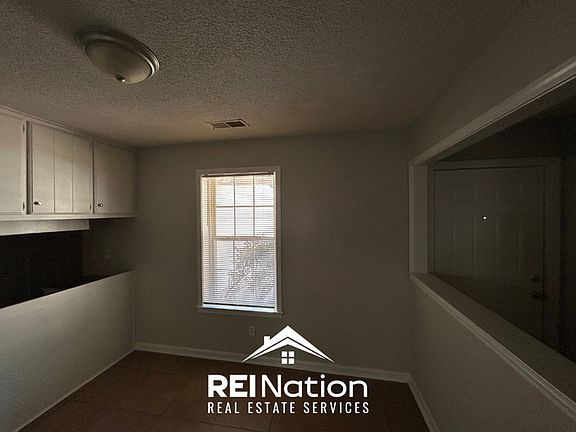 4th image of 4354 Spring Oak Cv
