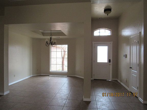 4th image of 4424 NW Wolf Creek Blvd