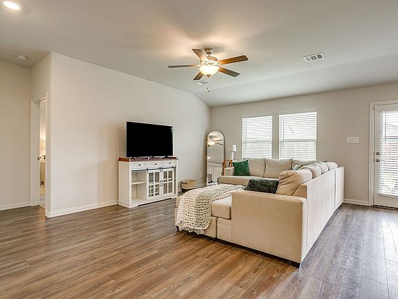 5th image of 3013 Brittlebush Dr