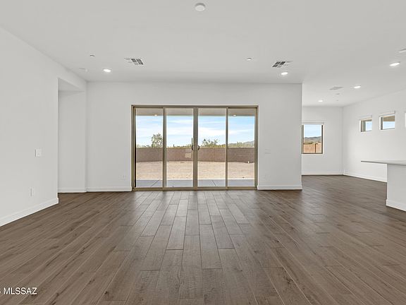 4th image of 5062 W Tavira Way