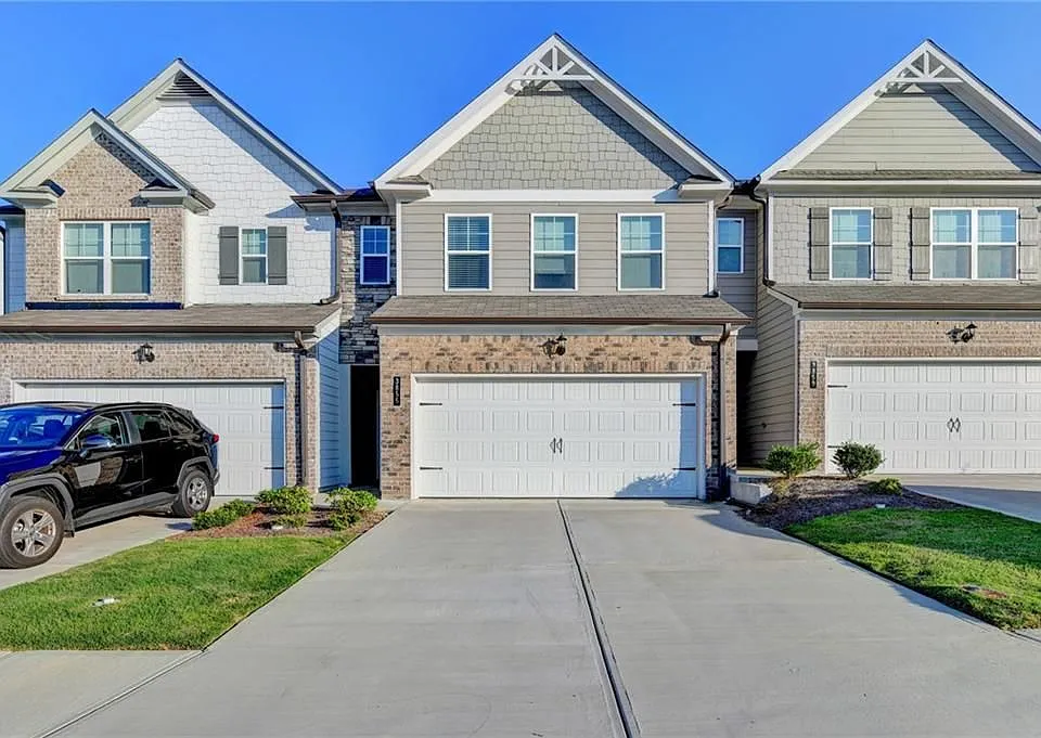 3855 Brookburn Park
