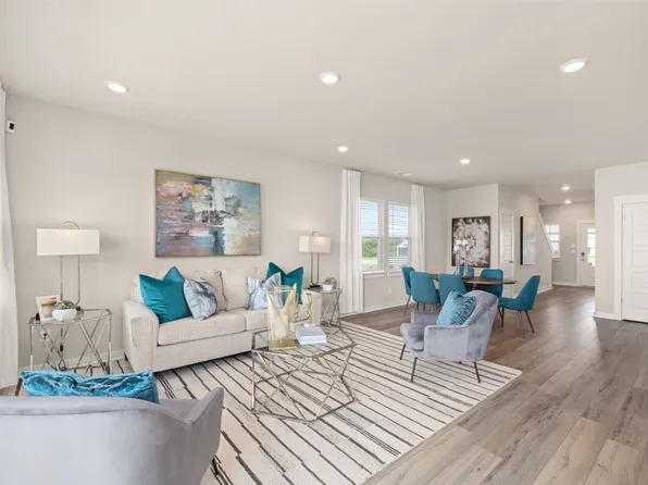 716 Emerson Ln, Westmoreland, TN 37186