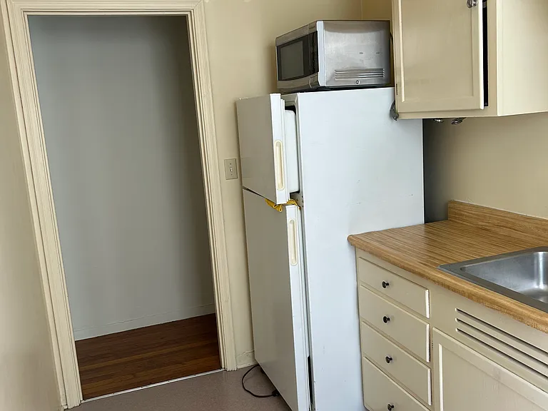 1219 Lincoln Ave #301 — Photo 5