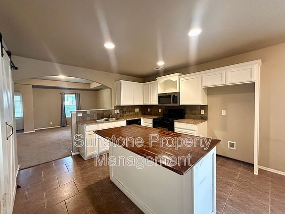 5th image of 4012 W 104th Pl S