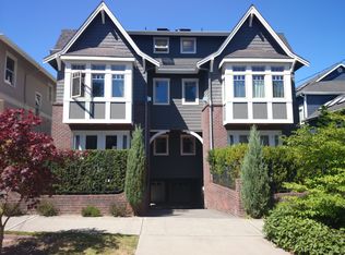 2209B Nob Hill Ave N, Seattle, WA 98109