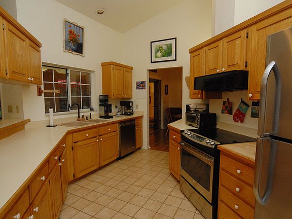 Nice Big Kitchen