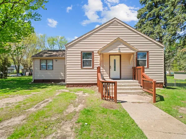 345 S Memorial Ave, Rockford, IL 61102