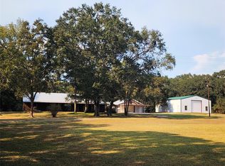 557 Fm 2693 Rd E, New Waverly, TX 77358