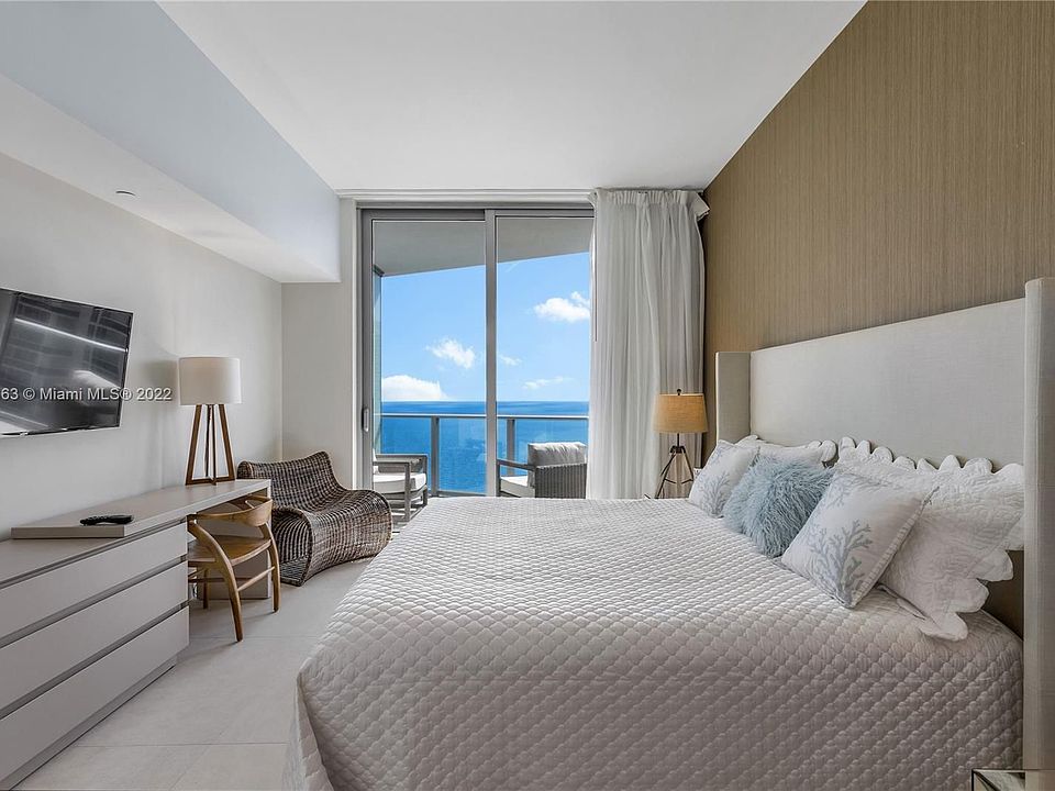1st image of 4111 Ocean Lph3/5