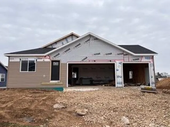 997 Bell Circle, Arlington, WI 53911