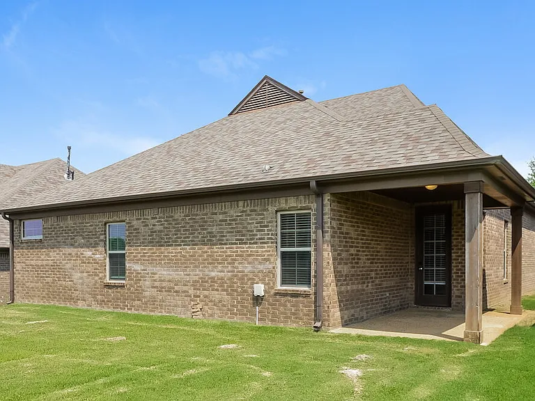 140 Hidden Meadows Ln — Photo 16