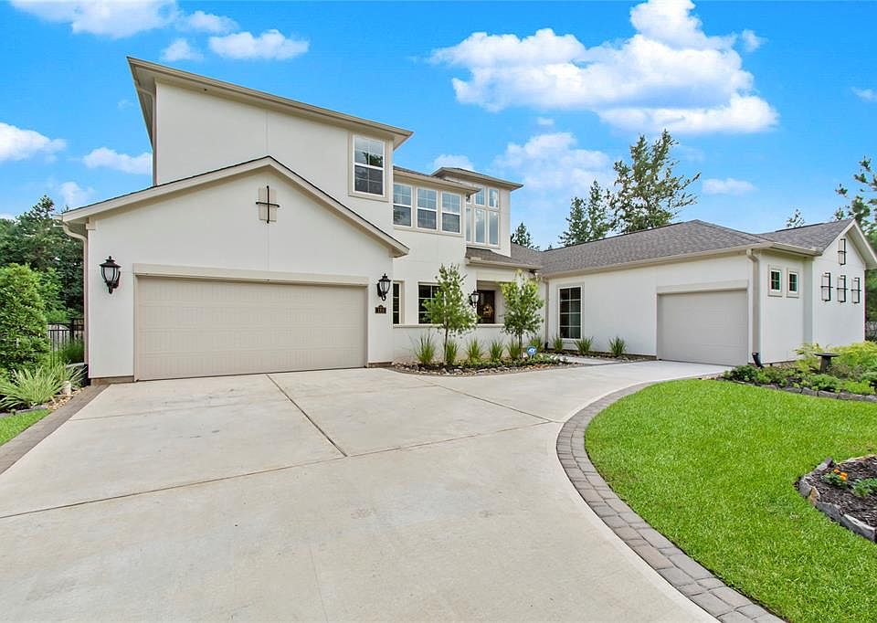 1st image of 185 Caledonia Cir