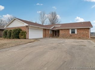 2302 Nebraska St, Muskogee, OK 74403