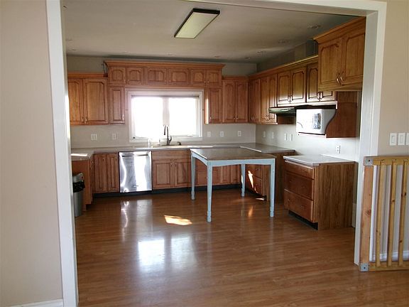 2nd image of 3901 New Garden Rd