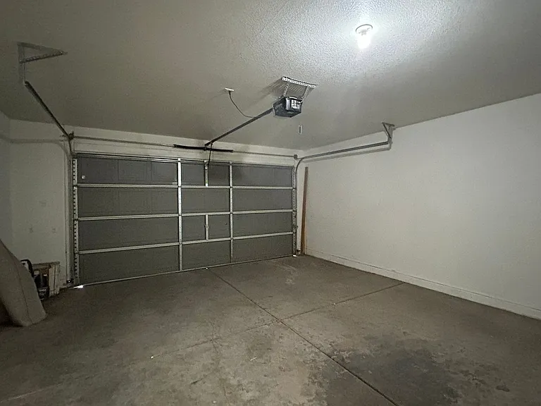 25758 W Nancy Ln — Photo 12