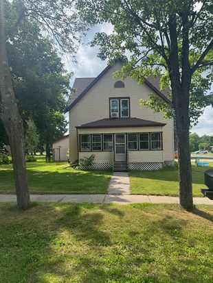 202 S Walker St, Wautoma, WI 54982
