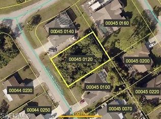 18445 Narcissus Rd, Fort Myers, FL 33967