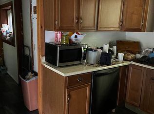 4788 Guesses Fork Rd, Hurley, VA 24620