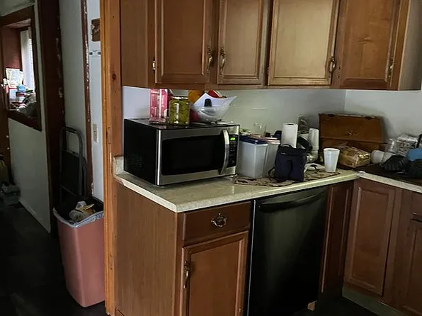 4788 Guesses Fork Rd, Hurley, VA 24620
