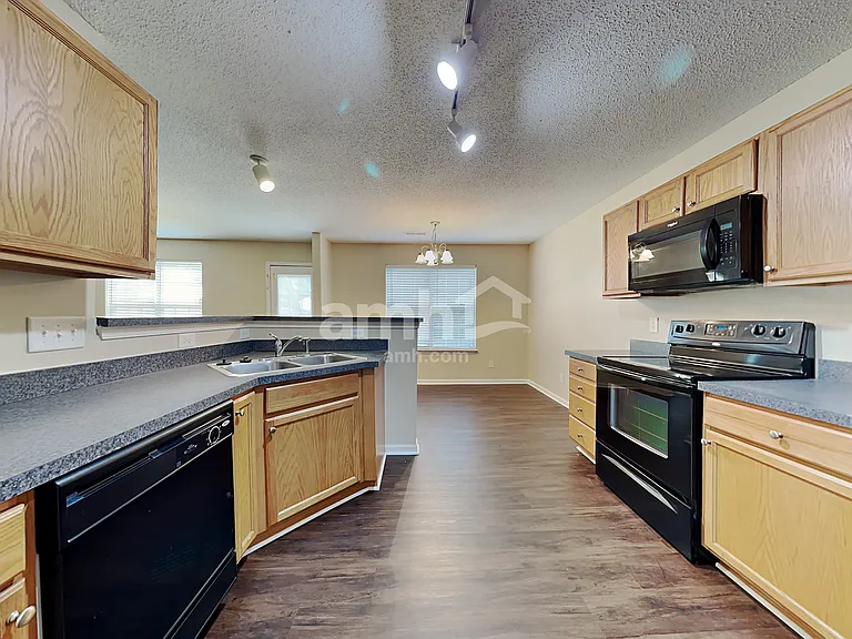 2813 Alert Ct — Photo 4