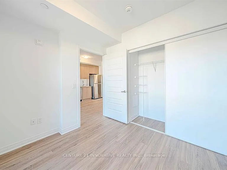 490 Gordon Krantz Ave #201 — Photo 20